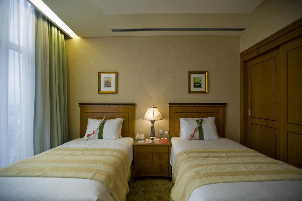 Eastyard Khobar Hotel - Formerly Ramada By Wyndham Khobar Экстерьер фото