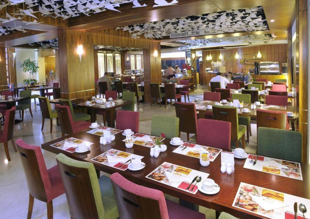 Eastyard Khobar Hotel - Formerly Ramada By Wyndham Khobar Экстерьер фото