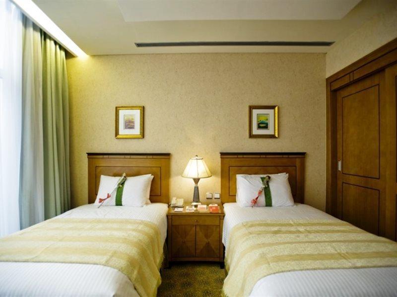 Eastyard Khobar Hotel - Formerly Ramada By Wyndham Khobar Экстерьер фото