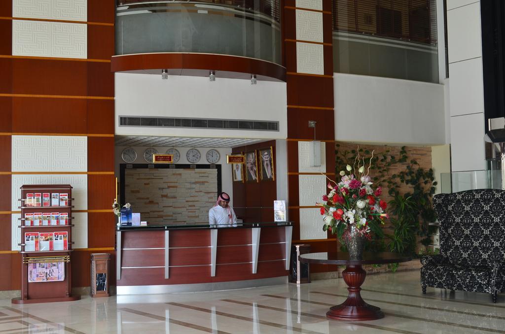Eastyard Khobar Hotel - Formerly Ramada By Wyndham Khobar Экстерьер фото