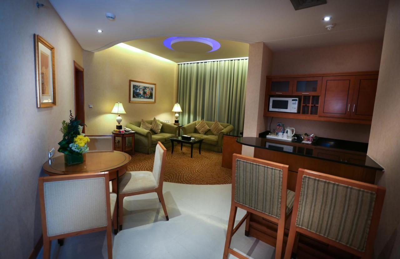 Eastyard Khobar Hotel - Formerly Ramada By Wyndham Khobar Экстерьер фото