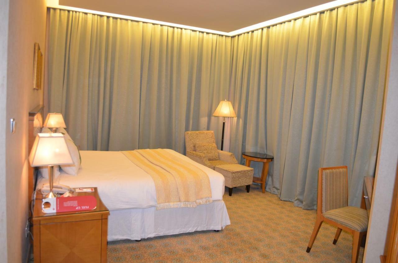 Eastyard Khobar Hotel - Formerly Ramada By Wyndham Khobar Экстерьер фото