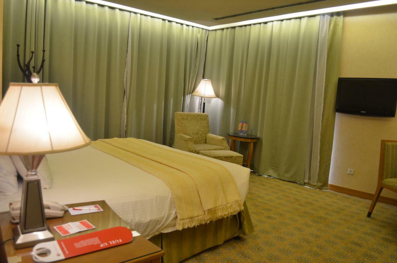 Eastyard Khobar Hotel - Formerly Ramada By Wyndham Khobar Экстерьер фото