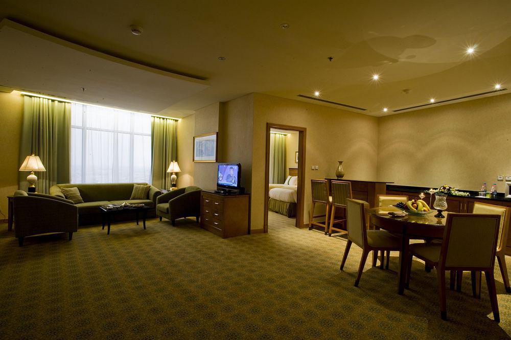 Eastyard Khobar Hotel - Formerly Ramada By Wyndham Khobar Номер фото